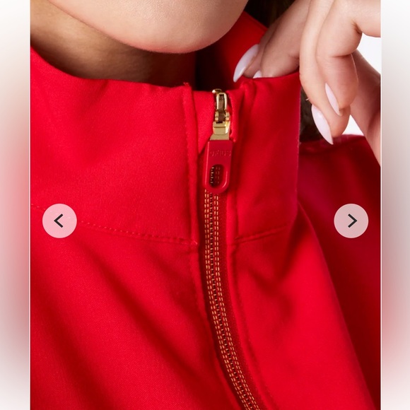 NWT FIGS Women’s Hibiscus Sydney Vest
XS - Hibiscus - Picture 5 of 7